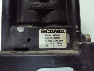 Блок реле впрыска топлива Скания Р Scania R 1856310